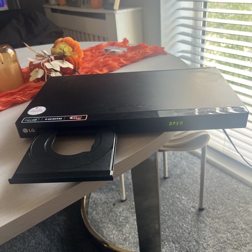 Dp542h dvd player black - lg,