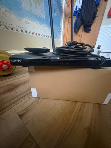 Sony dvd player with remote - dvd,