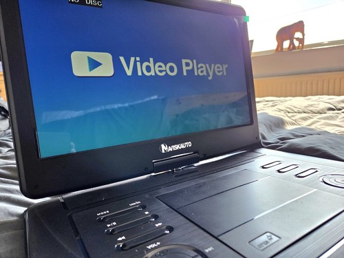 Naviskauto portable dvd - naviskauto,