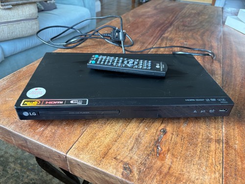 Dvd player with remote - lg,